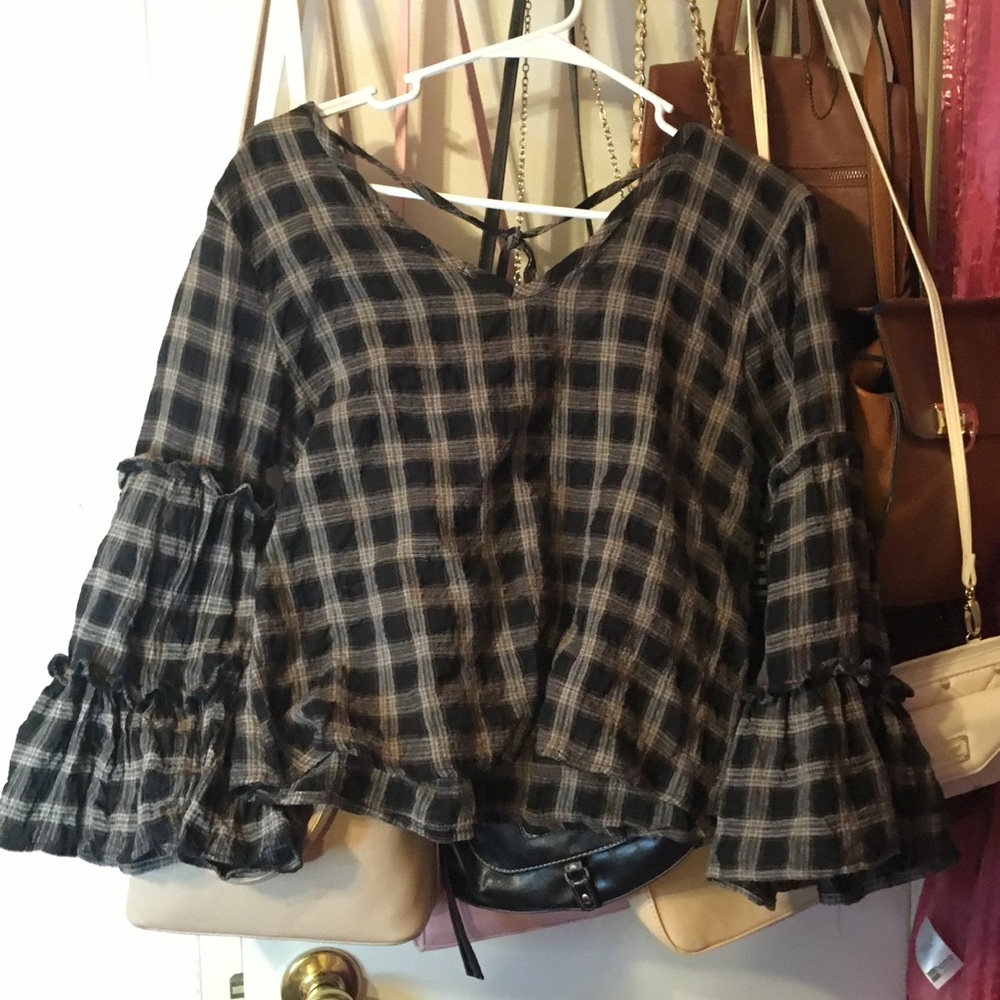 Charlotte Russe Plaid Long Sleeve Top